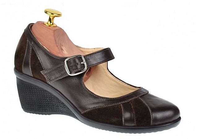 Pantofi dama din piele naturala cu bareta - Model casual P13 Maro